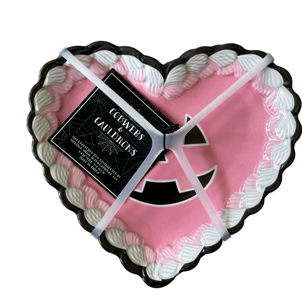 Halloween Heart Shaped Pumpkin Melamine Appetizer Plates 7x6 Set of 4 BOO New